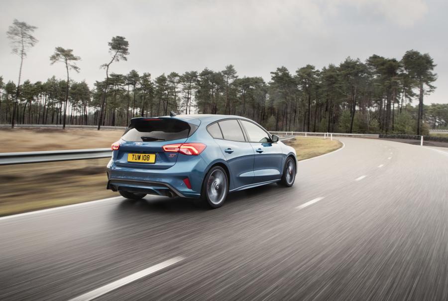  Ford Focus ST 2019 года  (WW) (фото 4 из 43)
